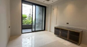 Room in 4 BHK Builder Floor at Sector 2 – for Sale