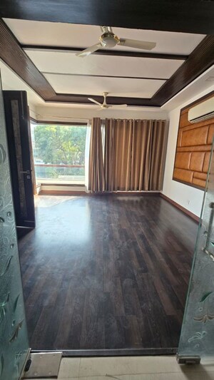 5 BHK Independent House For Rent in Sector 8