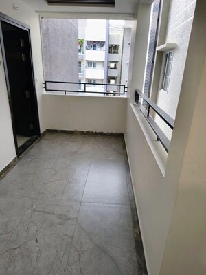 Room in 3.5 BHK Apartment at Kondapur – for Sale