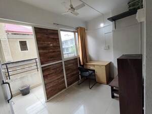 Study Room in 2 BHK Apartment at Gangapur Road – for Sale