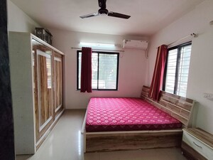Bedroom in 2 BHK Apartment at Gangapur Road – for Sale