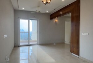 Room in 3 BHK Apartment at Paras Tierea, Sector 137 – for Sale