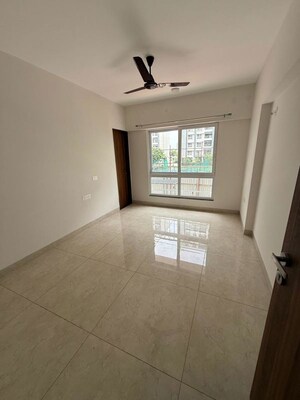 Room in 3.5 BHK Apartment at Gera Song Of Joy, Kharadi – for Rent