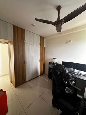 Team Area in 3 BHK Apartment at Godrej 24 Sarjapur, Sarjapur Road – for Rent