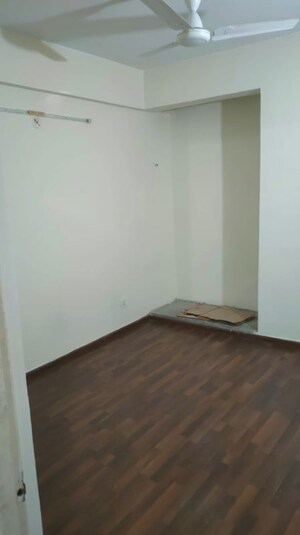 Room in 2 BHK Apartment at Paras Seasons, Sector 168 – for Sale