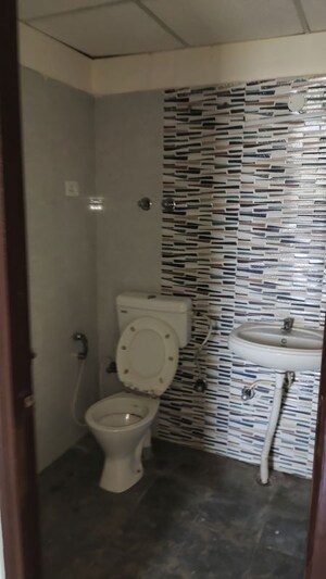 Bathroom in 2 BHK Apartment at Signature Global The Roselia, Sector 95a – for Sale