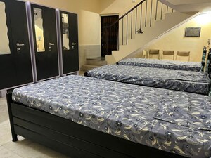 Bedroom in  Pg at Kasarvadavali – for Rent