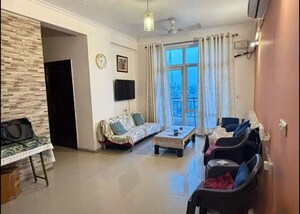 Living Room in 3 BHK Apartment at Gomti Nagar – for Rent