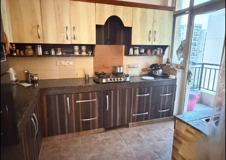 Kitchen, gomti nagar 3 Bedroom 1800 Sq.Ft. Apartment In Gomti Nagar Lucknow 10589340