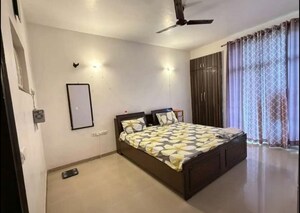 Bedroom in 3 BHK Apartment at Gomti Nagar – for Rent