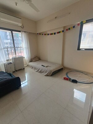 Living Room in 3 BHK Apartment at Aarya Apartment, Khar West – for Rent