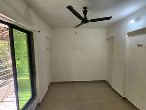 Room in 2 BHK Apartment at Tulsi Heights, Kamothe – for Sale