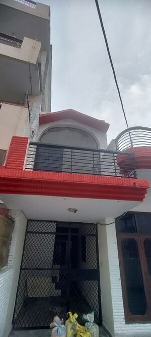 3 BHK Independent House – Exterior View View at Sector 37 - for Rent