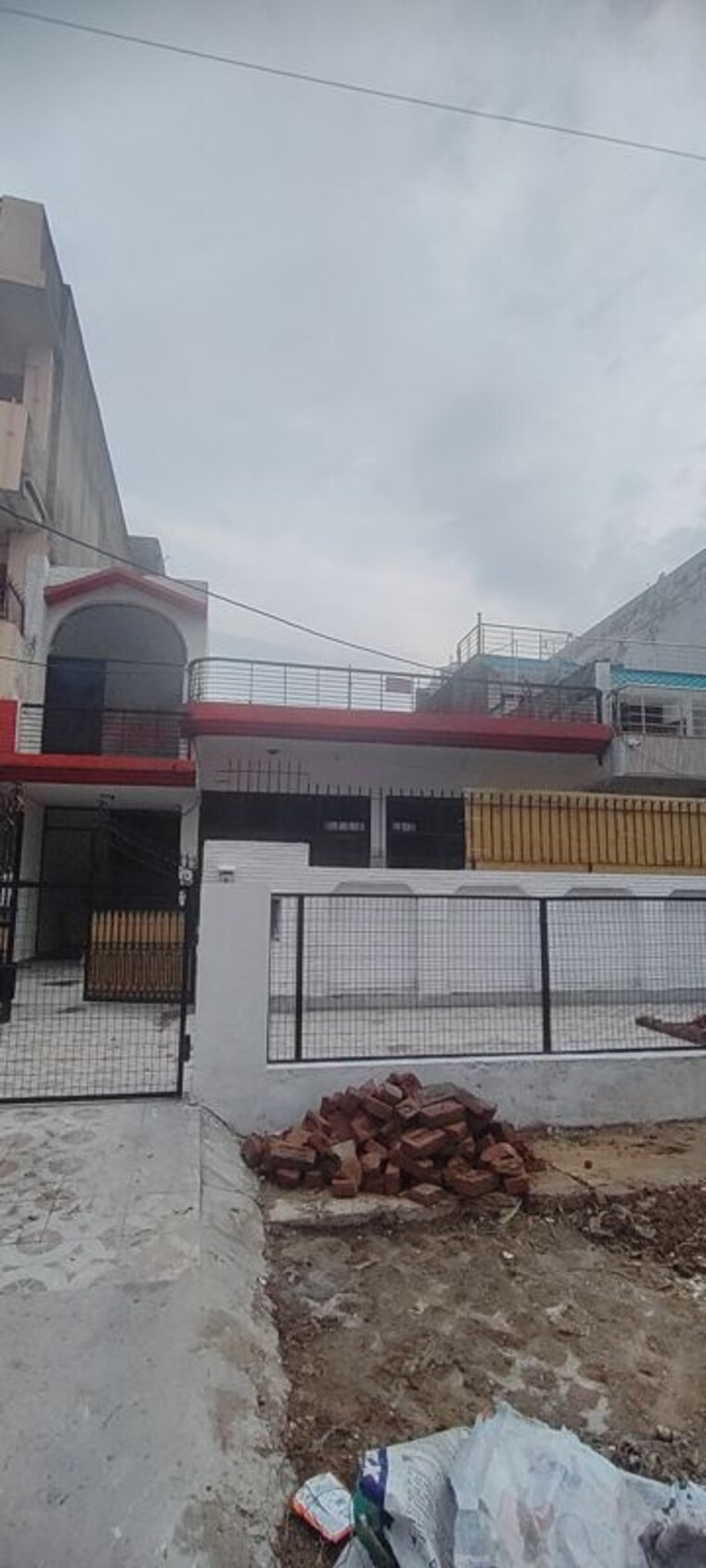 Exterior View, sector 37 3 Bedroom 300 Sq.Yd. Independent House In Sector 37 Faridabad 10589374