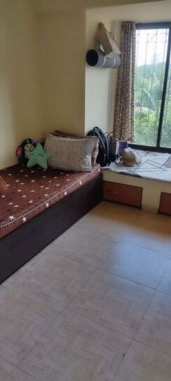 2 BHK + Prayer Room Apartment For Rent in Chembur