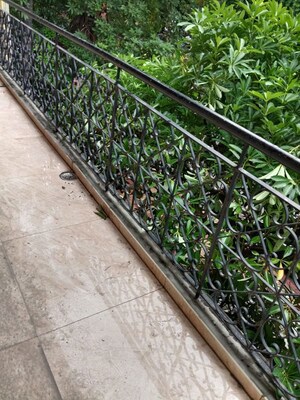 Balcony in 3 BHK Builder Floor at Shivalik Colony – for Rent
