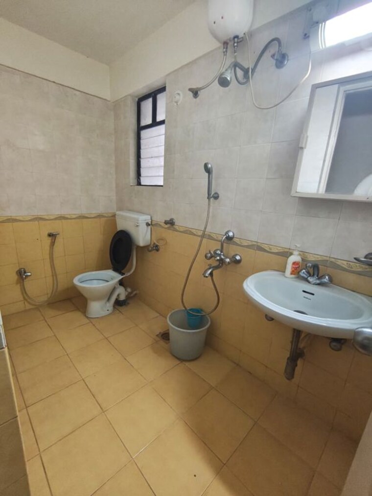 Team Area, rolling-hills-abc 3 Bedroom 1550 Sq.Ft. Apartment In Baner Pune 10589439