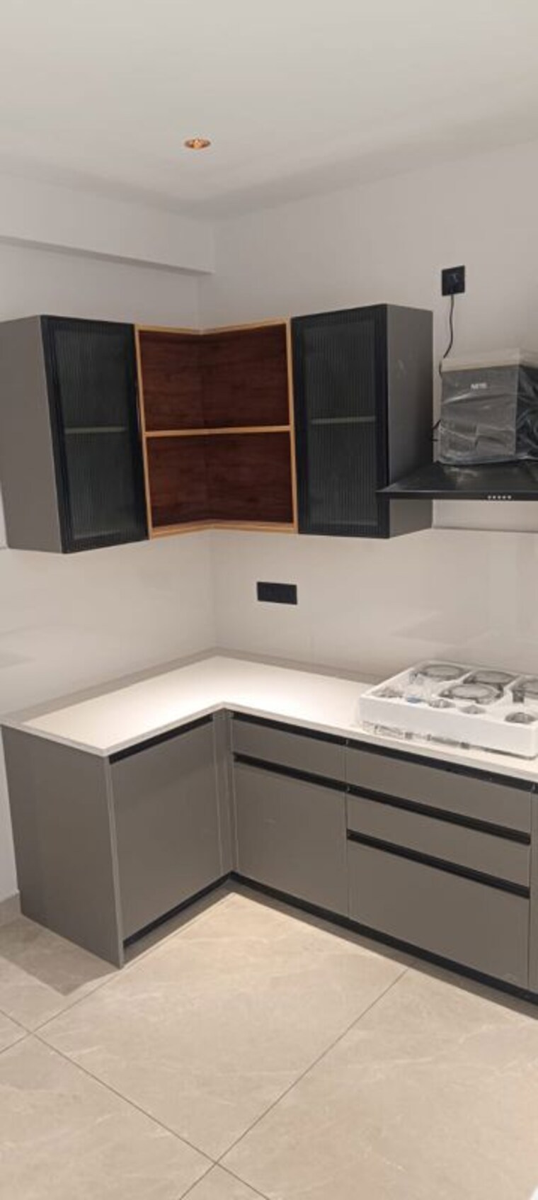 Kitchen, mrs-hi-greens 4 Bedroom 2244 Sq.Ft. Apartment In Kishanpura Zirakpur 10589427