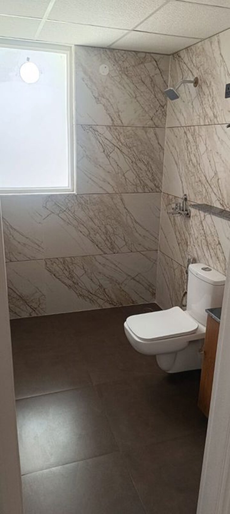 Bathroom, mrs-hi-greens 4 Bedroom 2244 Sq.Ft. Apartment In Kishanpura Zirakpur 10589427