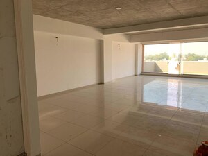  Office Space For Rent in Thaltej