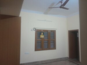 Room in 3 BHK Builder Floor at Ramamurthy Nagar – for Rent
