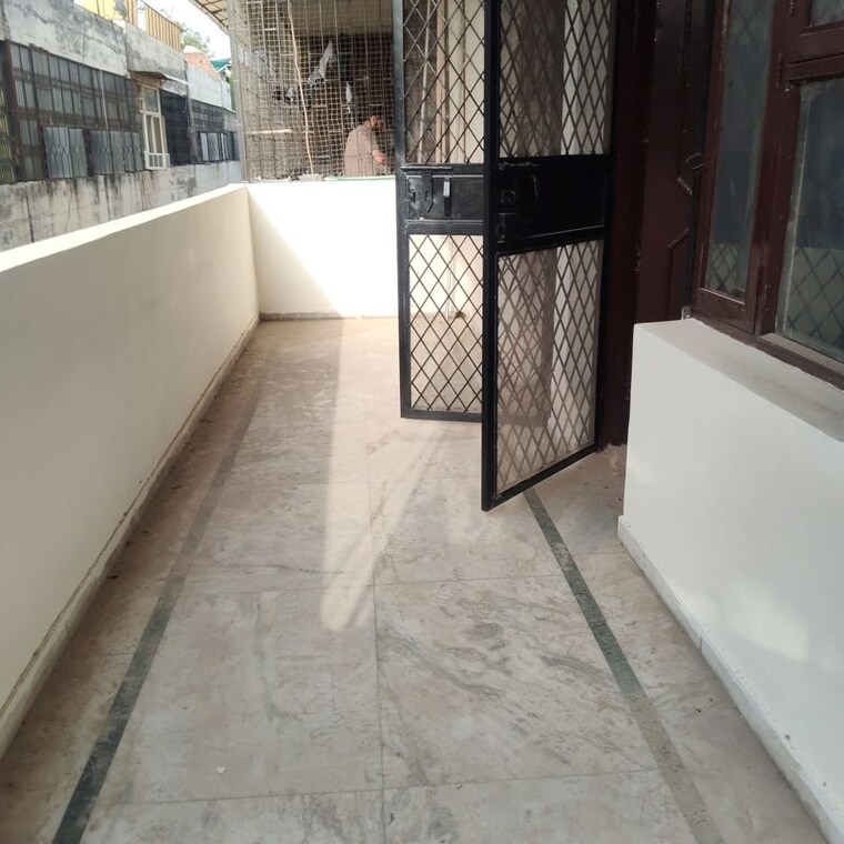 Balcony, ardee-city 2 Bedroom 943 Sq.Ft. Builder Floor In Sector 52 Gurgaon 10589500