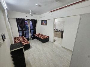 Bedroom in  Pg at Kandivali East – for Rent