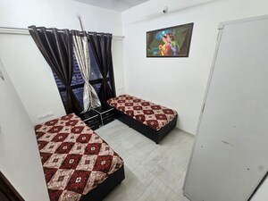 Room in  Pg at Kandivali East – for Rent