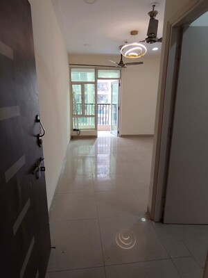 Room in 4 BHK Apartment at Amrapali Eden Park, Sector 50 – for Sale