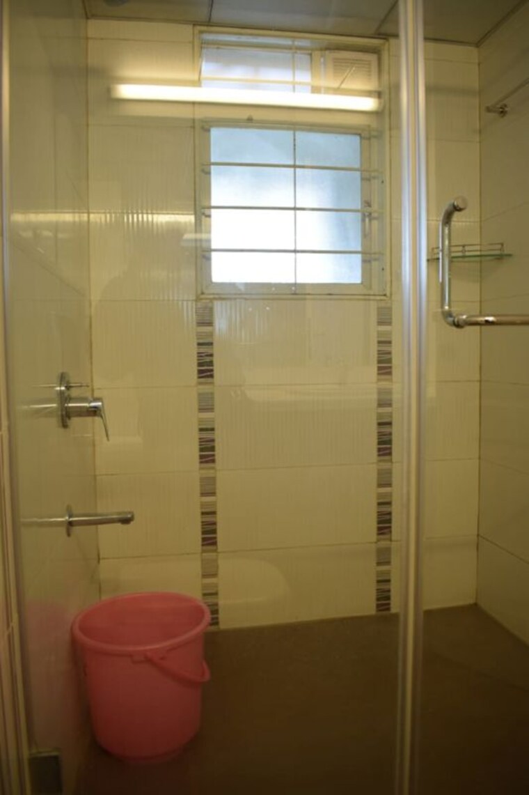 Bathroom, kolte-patil-24k-glitterati 4 Bedroom 2750 Sq.Ft. Apartment In Pimple Nilakh Pune 10589531