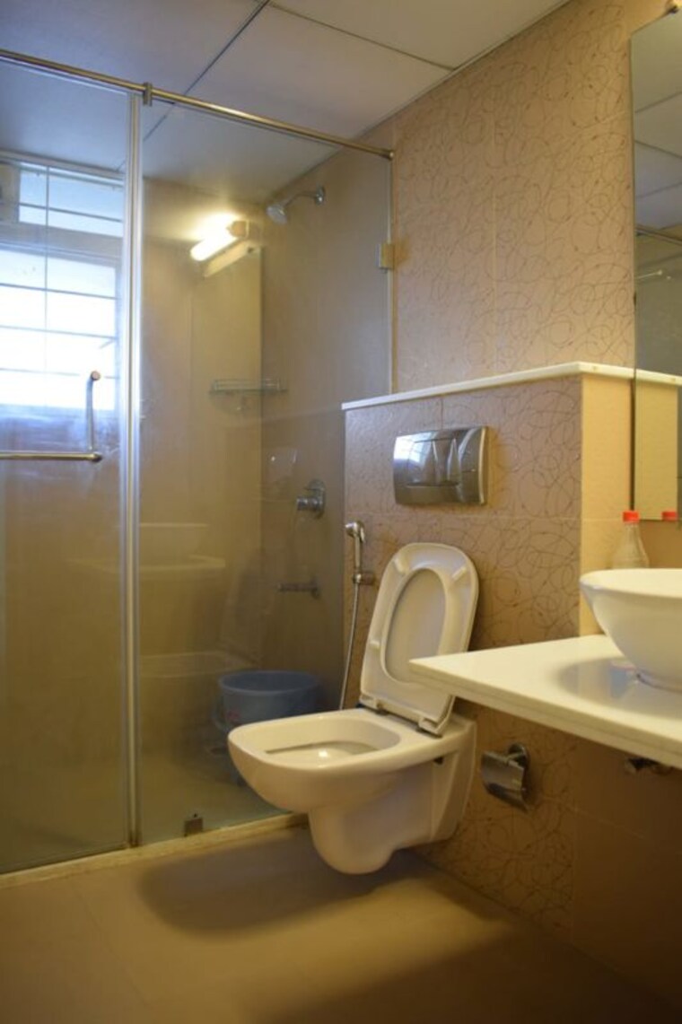 Bathroom, kolte-patil-24k-glitterati 4 Bedroom 2750 Sq.Ft. Apartment In Pimple Nilakh Pune 10589531