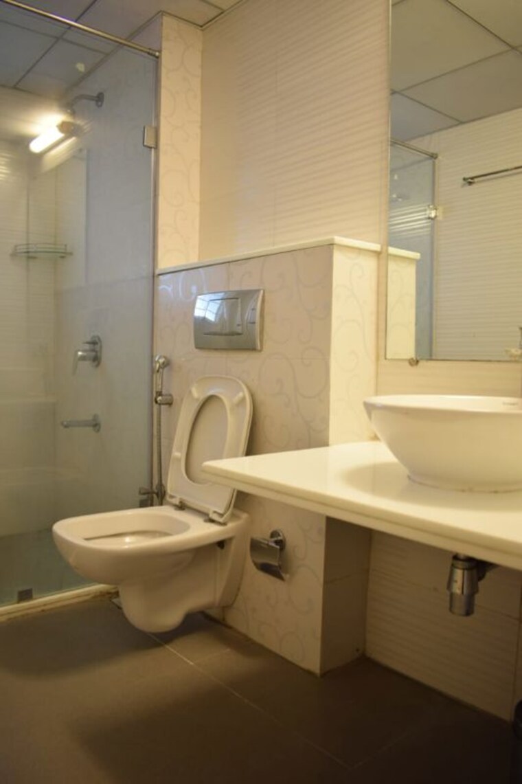 Bathroom, kolte-patil-24k-glitterati 4 Bedroom 2750 Sq.Ft. Apartment In Pimple Nilakh Pune 10589531