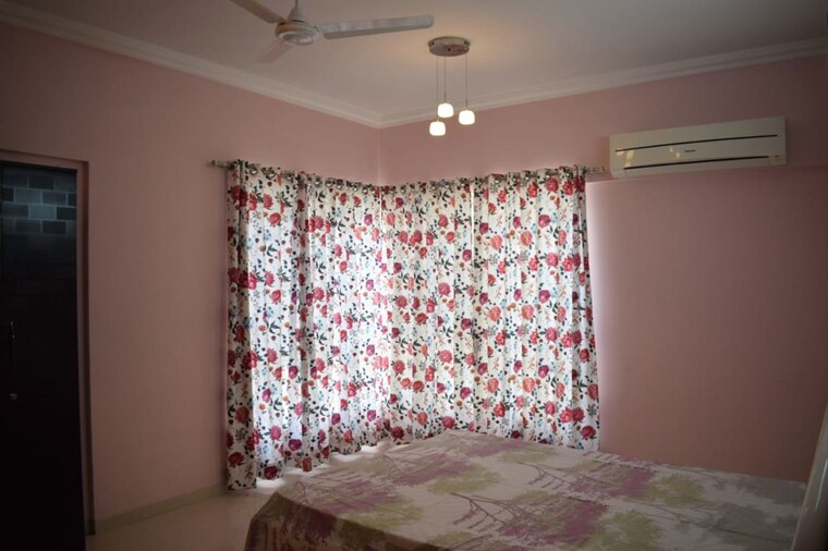 Bedroom, kolte-patil-24k-glitterati 4 Bedroom 2750 Sq.Ft. Apartment In Pimple Nilakh Pune 10589531