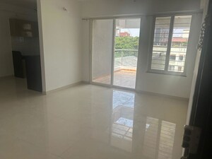 Room in 3 BHK Apartment at Clarion Park, Aundh – for Rent