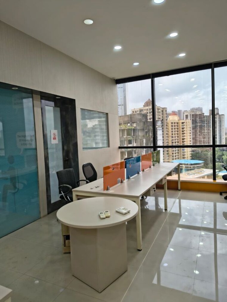 Team Area, mulund west Commercial Office Space 1700 Sq.Ft. In Mulund West Mumbai 10589574