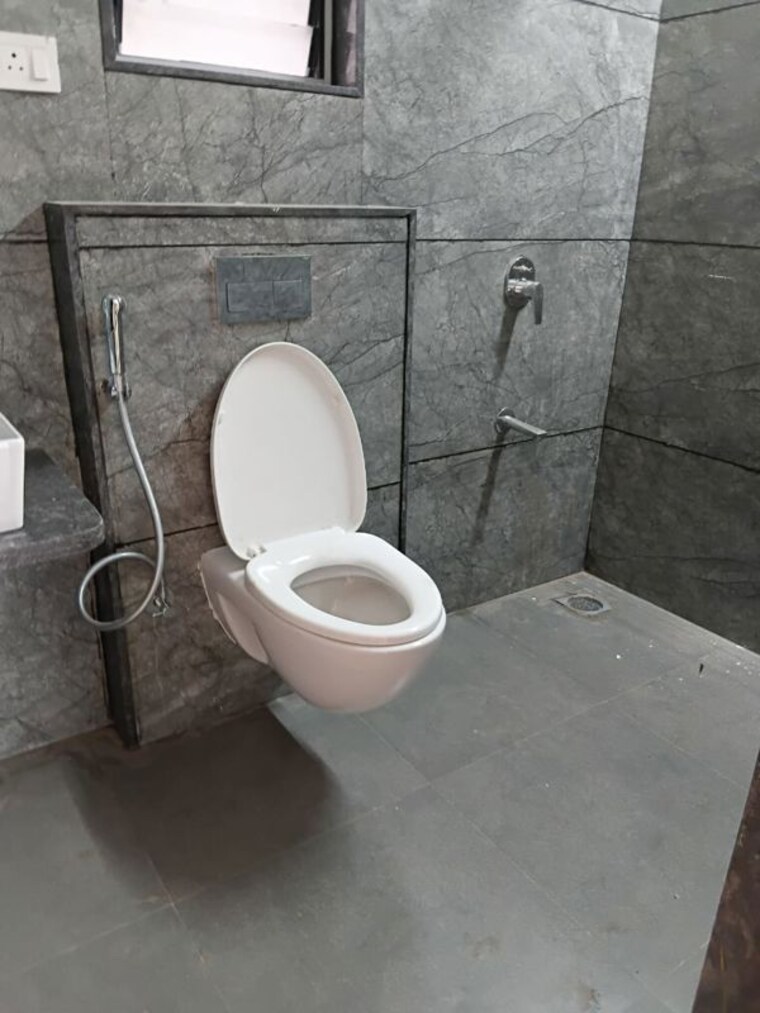 Bathroom, kolte-patil-24k-sereno 3 Bedroom 1400 Sq.Ft. Apartment In Baner Pune 10589585