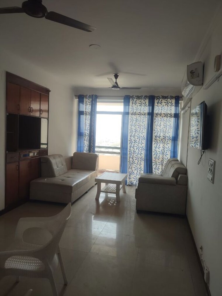 Living Room, ansal-sushant-estate 1 Bedroom 623 Sq.Ft. Apartment In Sector 52 Gurgaon 10589578