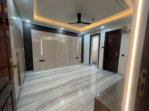 Bedroom in 4 BHK Builder Floor at Uppal Southend, Sector 49 – for Rent