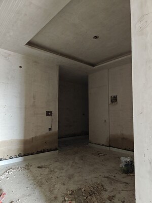 Room in 2 BHK Builder Floor at Pratap Vihar GDA Flats, Pratap Vihar – for Sale