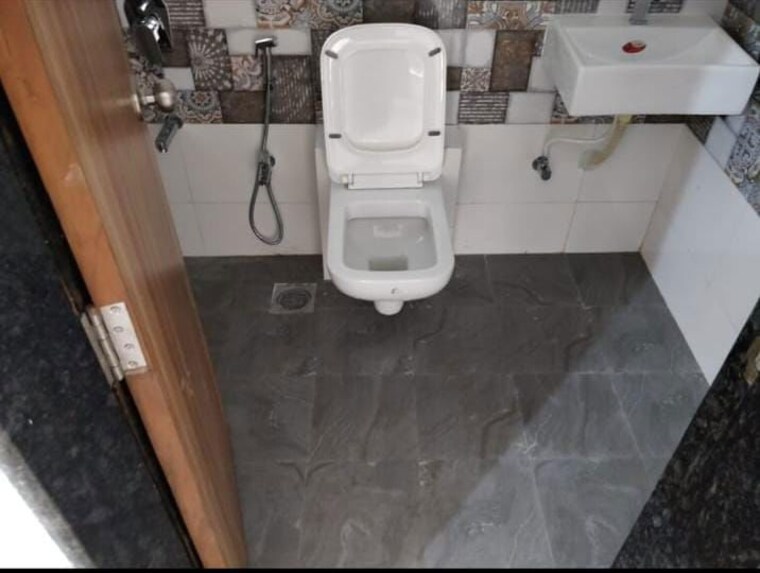 Bathroom, prabhat-residency-santacruz 1 Bedroom 600 Sq.Ft. Apartment In Santacruz East Mumbai 10589606
