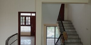 Room in 3.5 BHK Villa at Sector 135 – for Rent