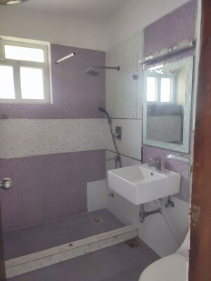 Bathroom in 3 BHK Apartment at Ardee City The Residency, Sector 52 – for Rent