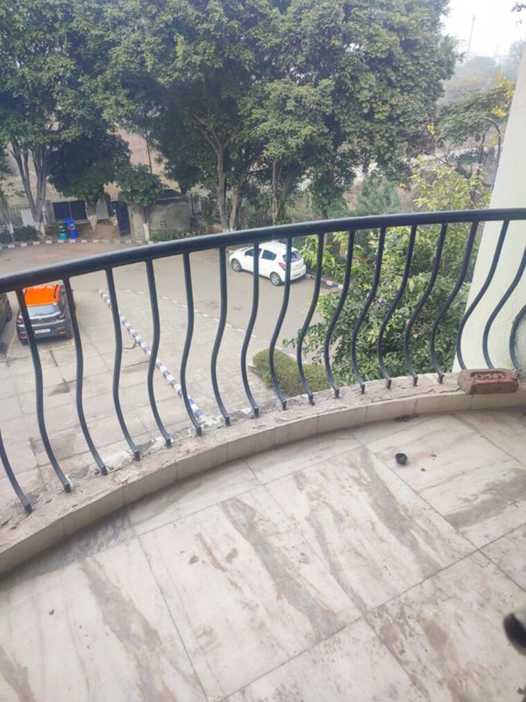 Balcony, ardee-city-the-residency 3 Bedroom 2020 Sq.Ft. Apartment In Sector 52 Gurgaon 10589671
