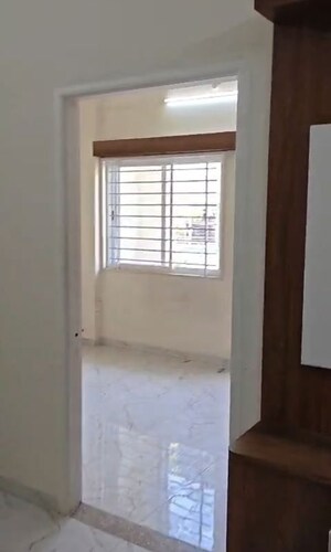 Room in 2 BHK Builder Floor at Vijay Nagar – for Rent