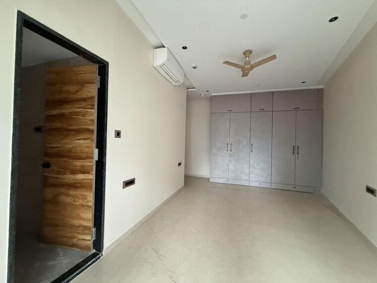 Room, lodha-the-world-towers-world-one-tier-2 4 Bedroom 2600 Sq.Ft. Apartment In Worli Mumbai 10589682