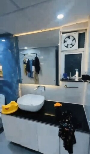 Team Area in 3.5 BHK Apartment at Bestech Park View Sanskruti, Sector 92 – for Rent