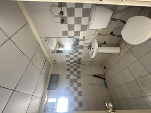 Team Area in 2 BHK Apartment at Gaur City 7th Avenue, Sector 4 Greater Noida – for Rent