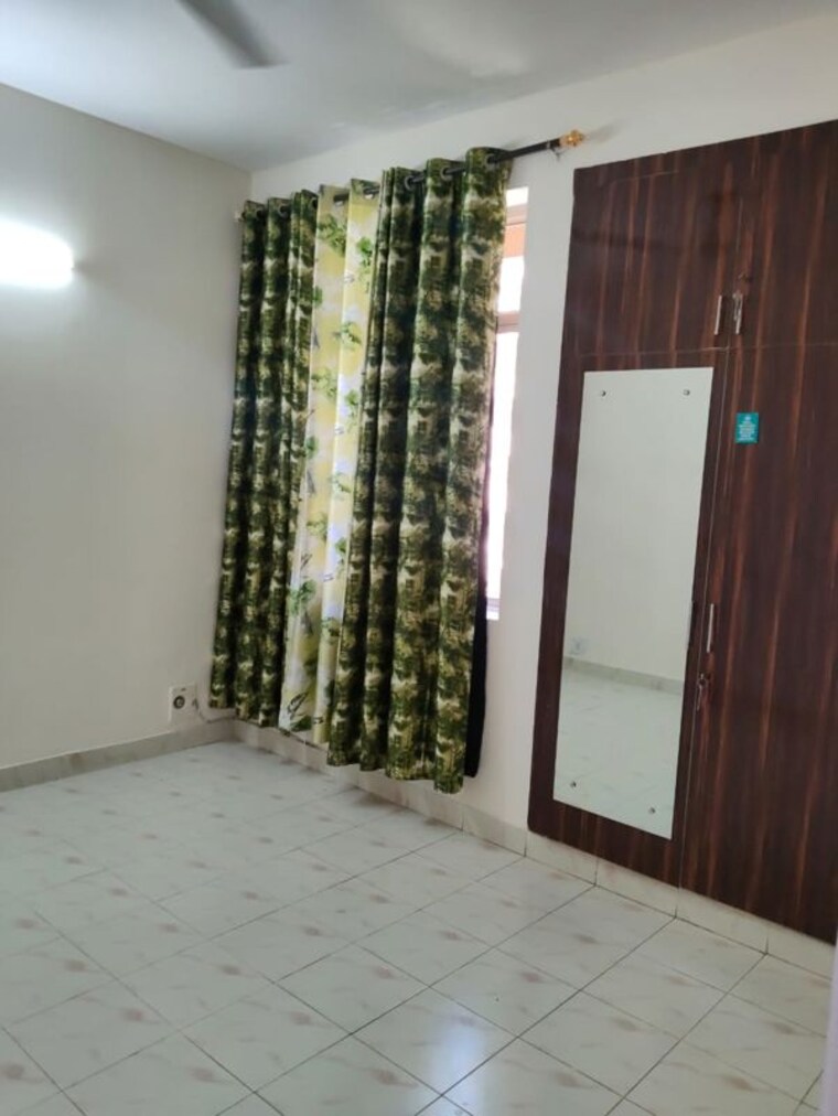 Room, ansal-sushant-estate 4 Bedroom 1252 Sq.Ft. Apartment In Sector 52 Gurgaon 10589720