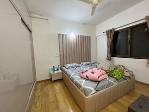 Bedroom in 4 BHK Apartment at Kumar Selena B, Baner – for Rent