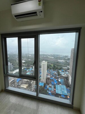 Room in 3 BHK Apartment at Piramal Aranya, Byculla – for Sale